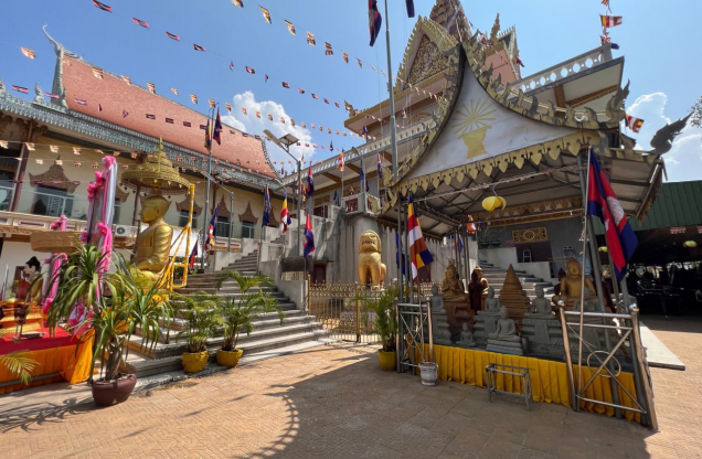 Wat Ounalom Monastery Phnom Penh Cambodia image