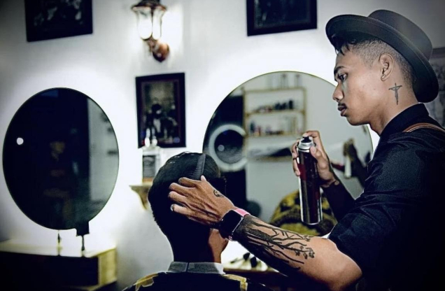Dy Lux Barbershop-Siemreap Krong Siem Reap Cambodia image